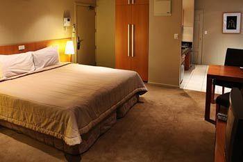 The Poplars Apartment Hotel 基督城 外观 照片